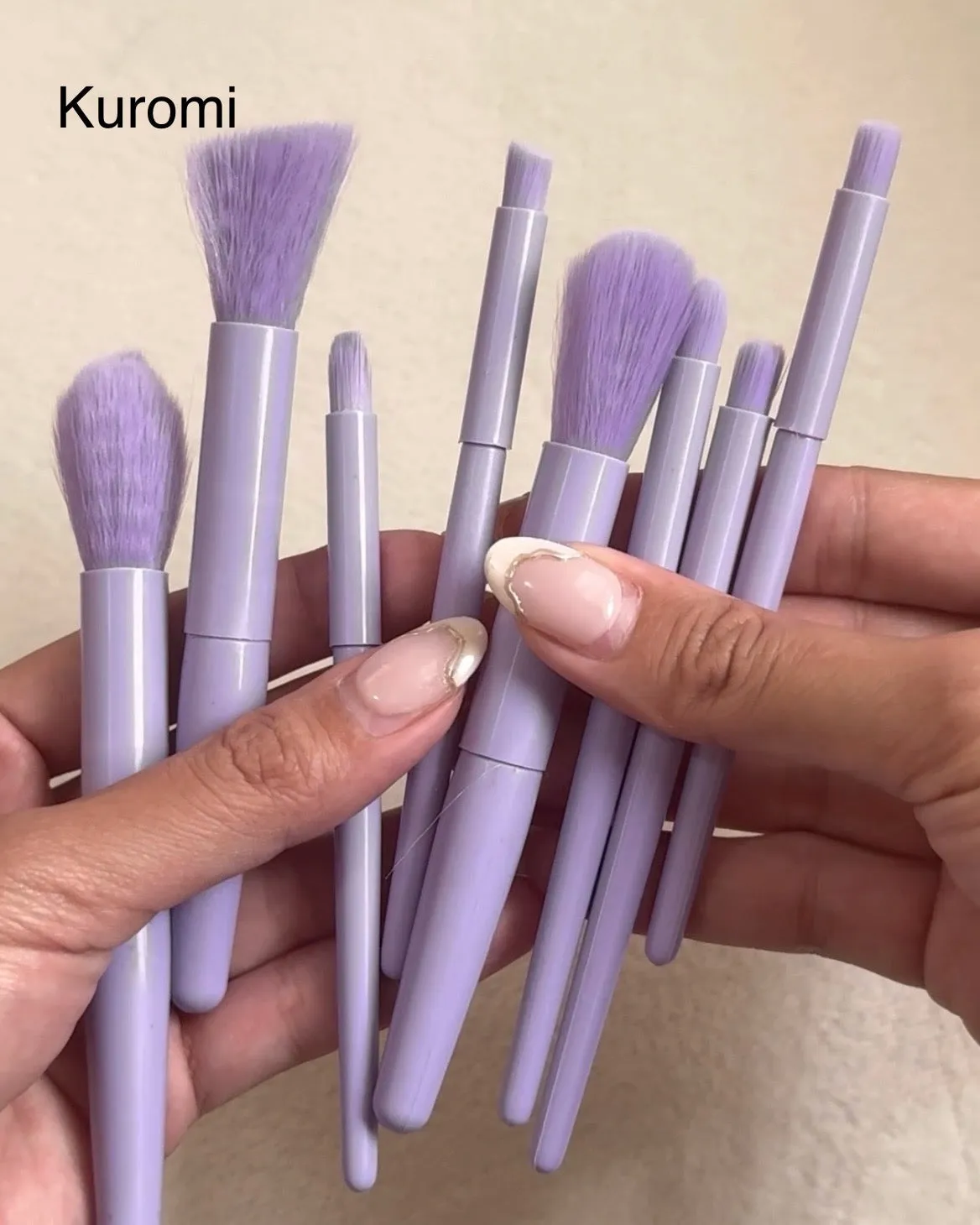 8pcs Mini Cartoon Travel Soft Fluffy Makeup Brushes Set