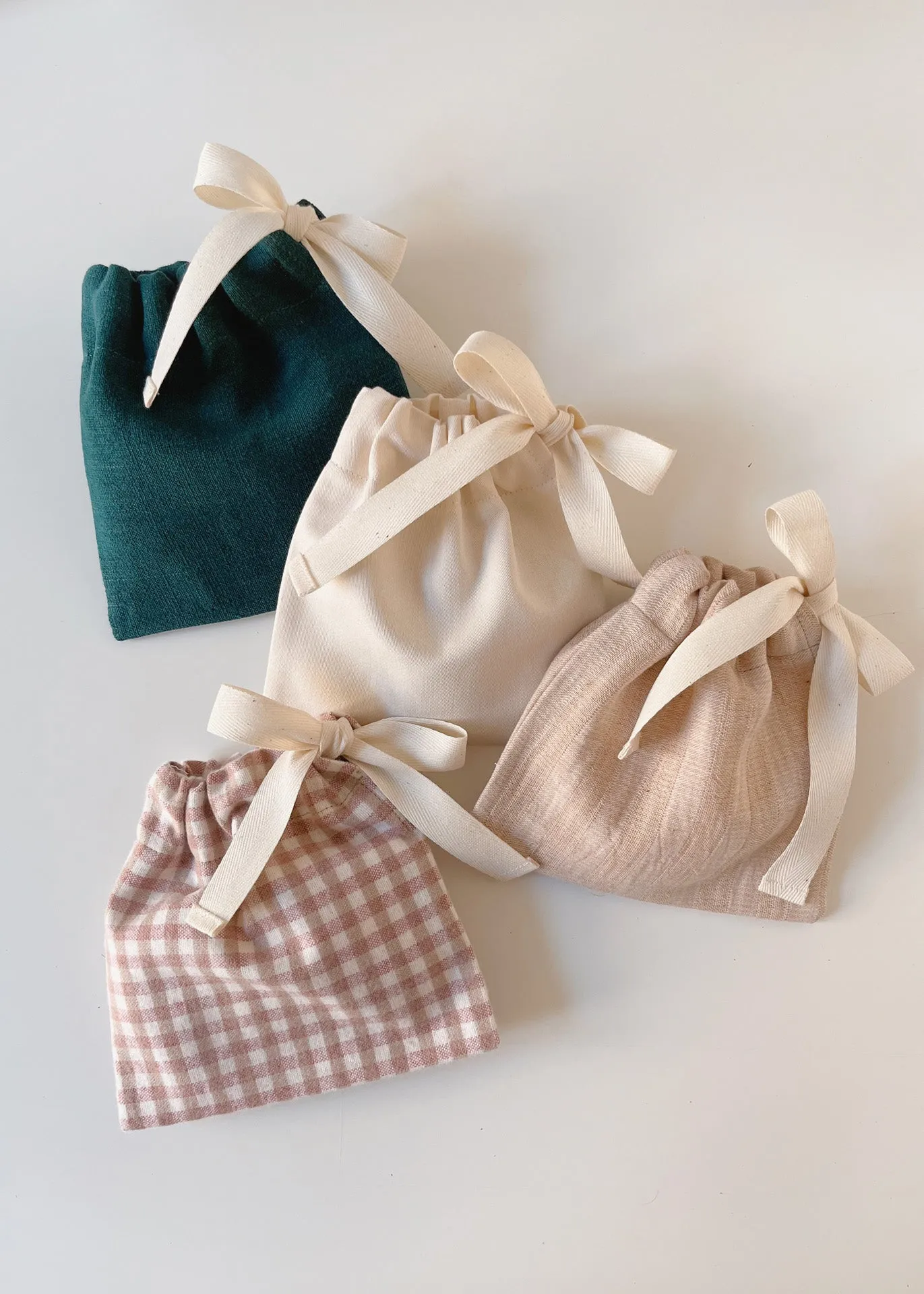 Face Pads & Pouch - Forest Green/Ivory - Cotton (organic) and True hemp / Baumwolle (Bio) und Hanf