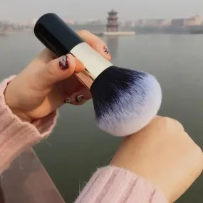 Flawless Makeup Brush: Precision Beauty Tool for Professional Results