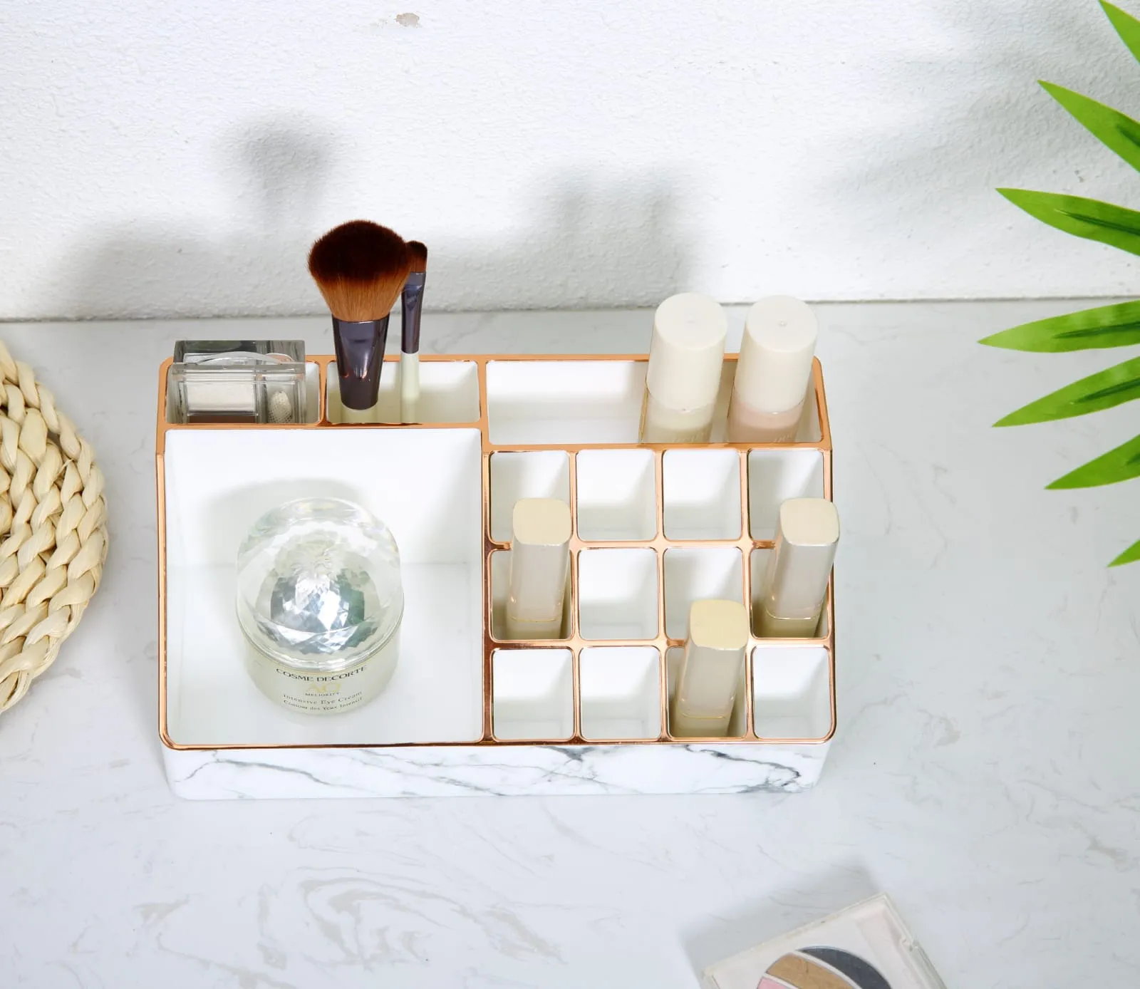 MARBLE MAKEUP TOWN | MAKEUP ORGANISER